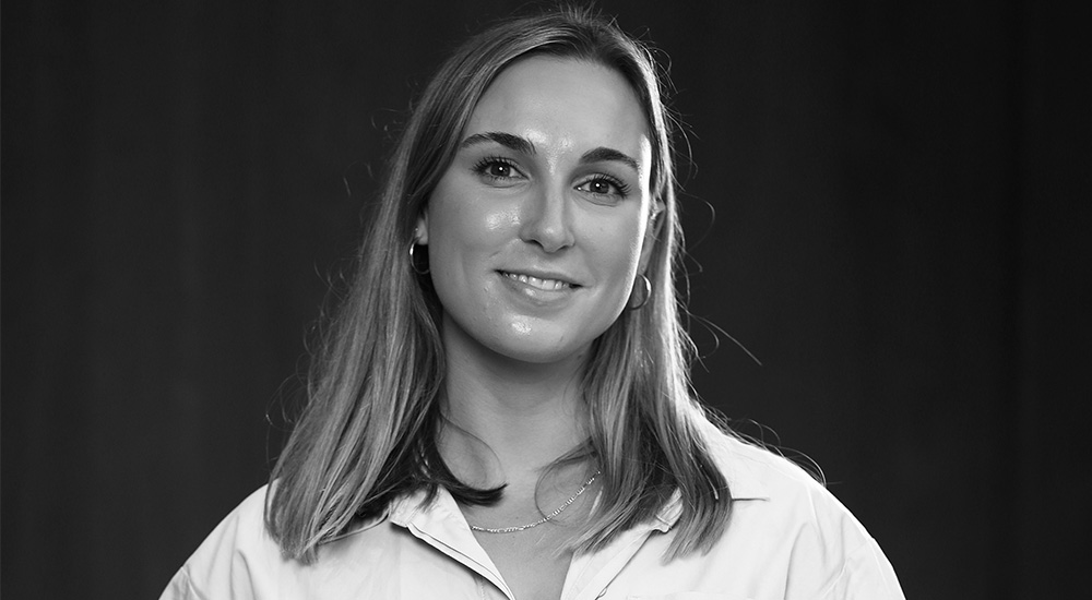 Mia Sturt portrait